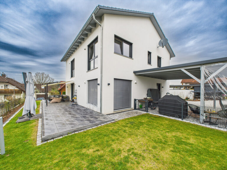 Einfamilienhaus zur Miete in Schwanstetten