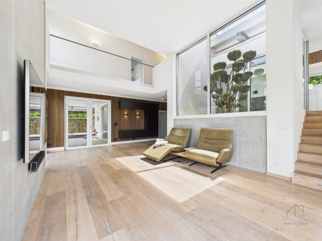 CAM05336G0-PR0007-STILL014