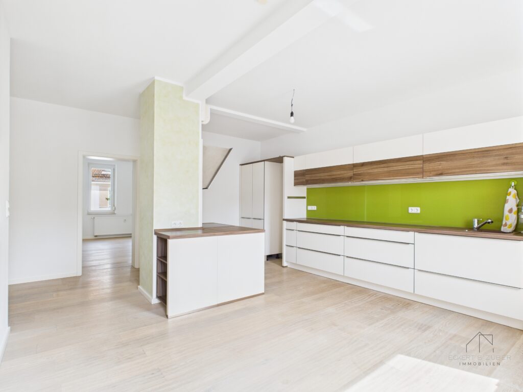 CAM05336G0-PR0011-STILL008