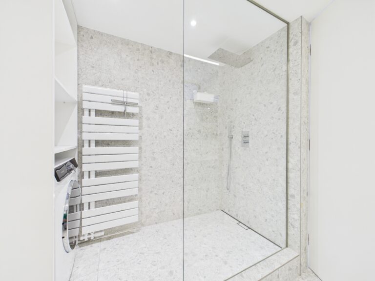 Mietwohnung-Nürnberg-möbiliert-Badezimmer