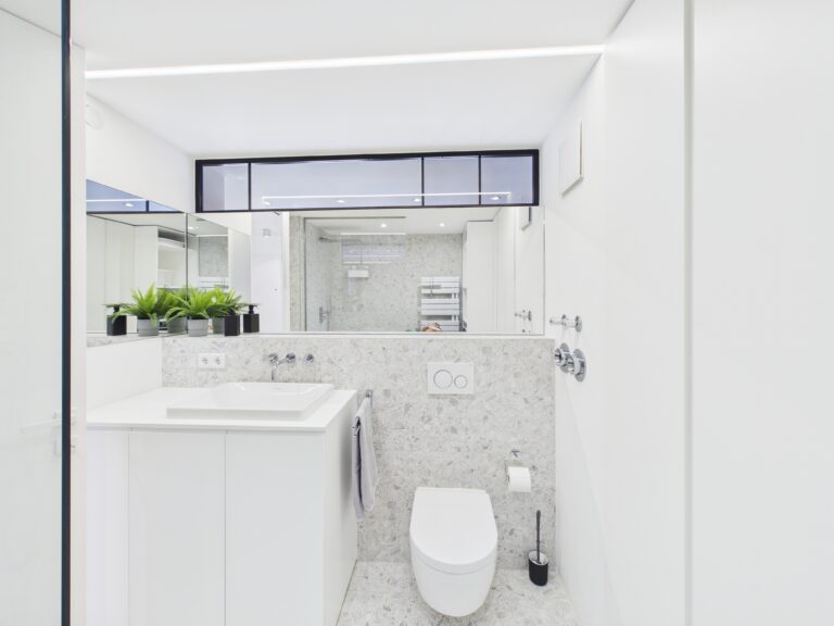 Mietwohnung-Nürnberg-möbiliert-Badezimmer-Dusche