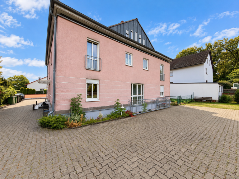 Hausansicht-eigentumswohnung-weisendorf